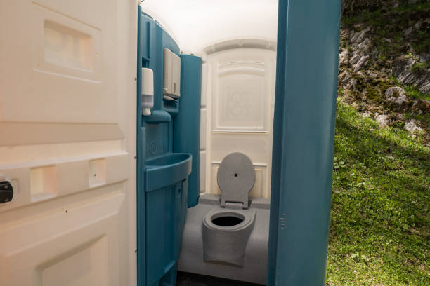 Best Luxury portable toilet rental  in Grill, PA